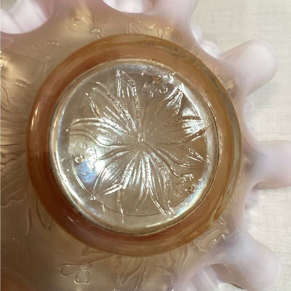 Carnival Glass Vintage Iridescent Ruffled Glass Bowl Floral Design Impressed - Picture 4 of 10